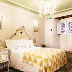 Exquisite With Patio Portuguese Soul Alfama 2p Daire *