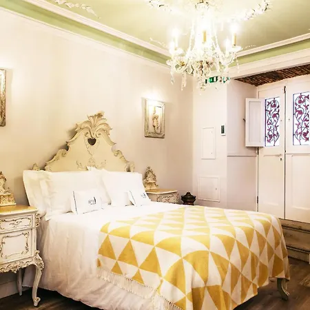 Exquisite With Patio Portuguese Soul Alfama 2p Apartament *