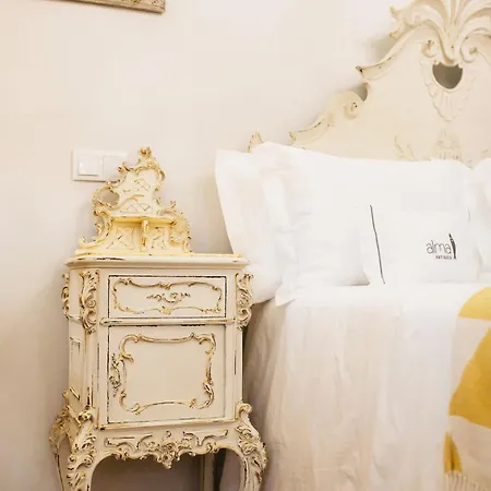 Exquisite With Patio Portuguese Soul Alfama 2p Apartmán *