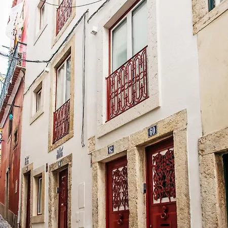 Exquisite With Patio Portuguese Soul Alfama 2p Lisbona